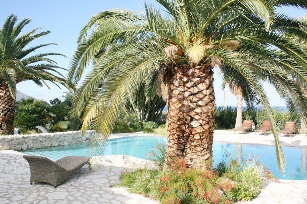 Cialoma Aparthotel Castellammare del Golfo Kültér fotó